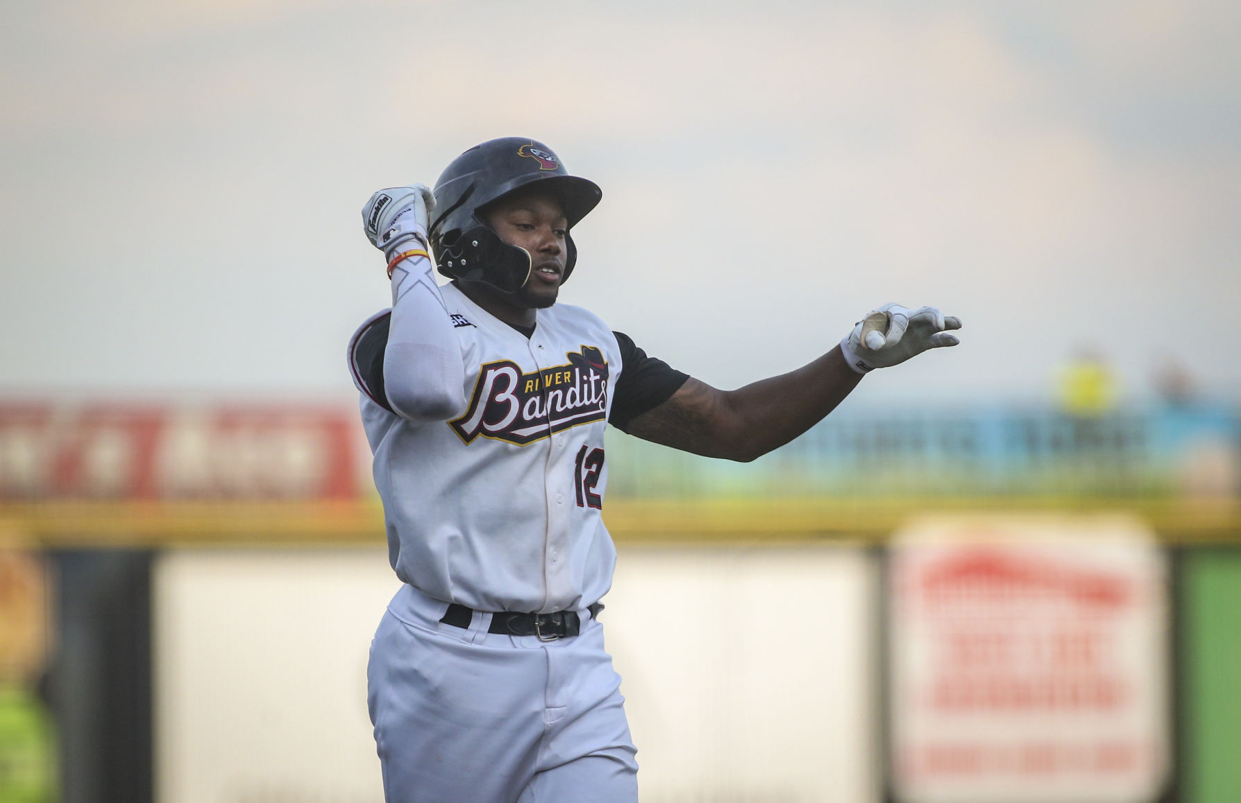 081617-RIVER-BANDITS-011